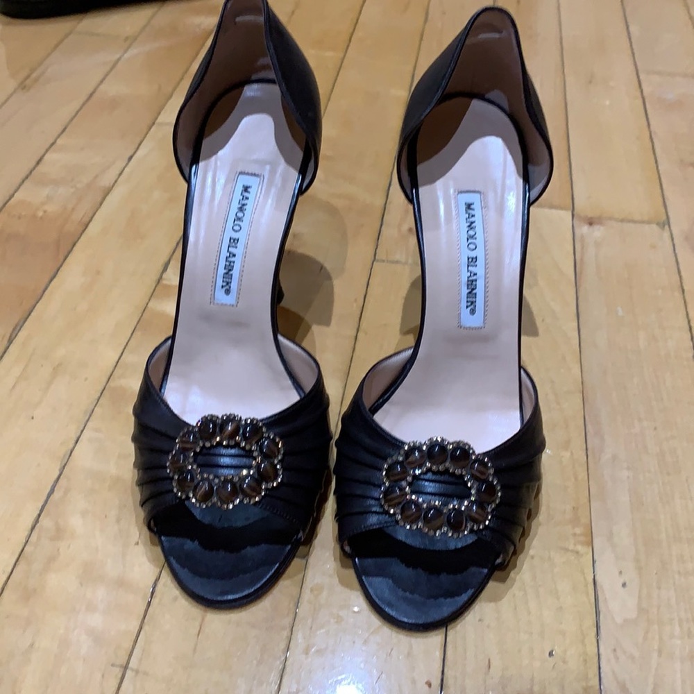 WOMENS MANOLO BLAHNIK SIZE 40 BROWN LEATHER HEELS
